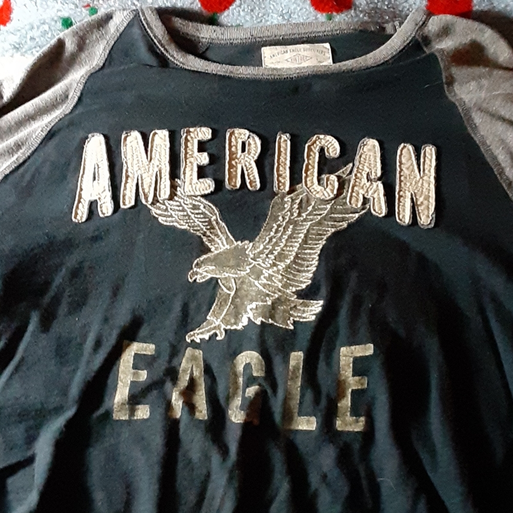 American Eagle long sleeve shirt